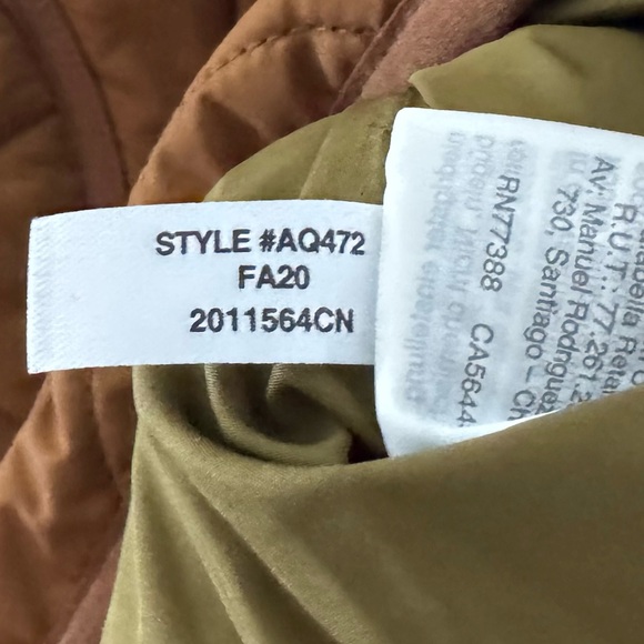 J. Crew Quilted Excursion Vest Large Camel Brown Puff Classic Preppy Equestrian - Picture 10 of 12